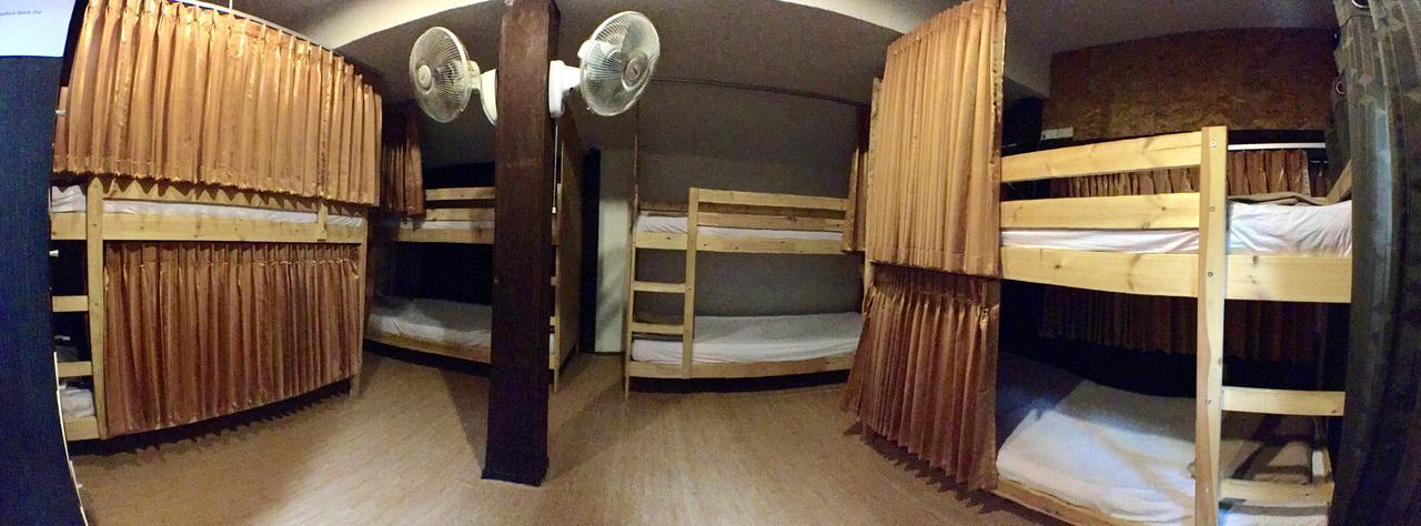 Jao Hostel & Cafe Chiang Mai Bagian luar foto